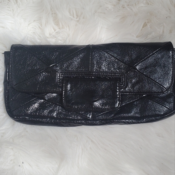 Black patten leather clutch - Picture 1 of 3